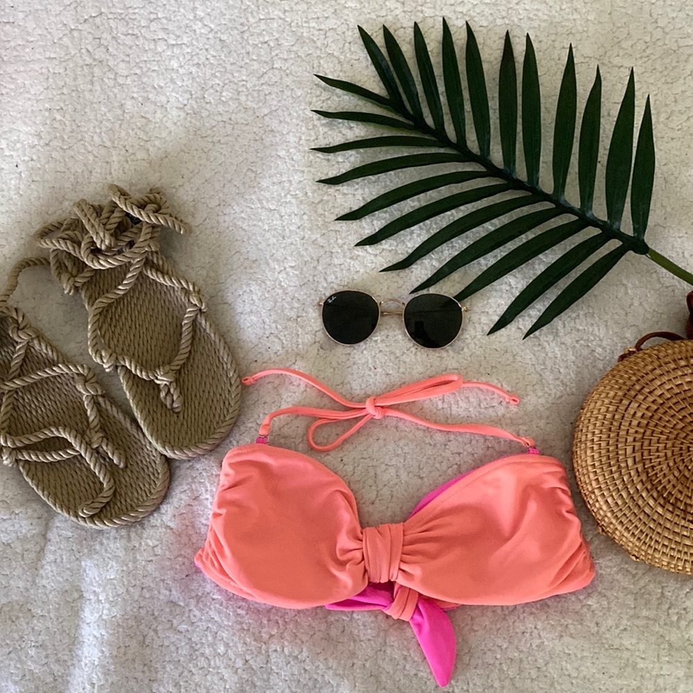 🌸🌺 VS | Coral Swim Top | Medium🌸🌺